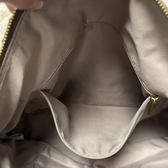 Fossil Tara Leather Shopper Tote Bag - Picture 13 of 14